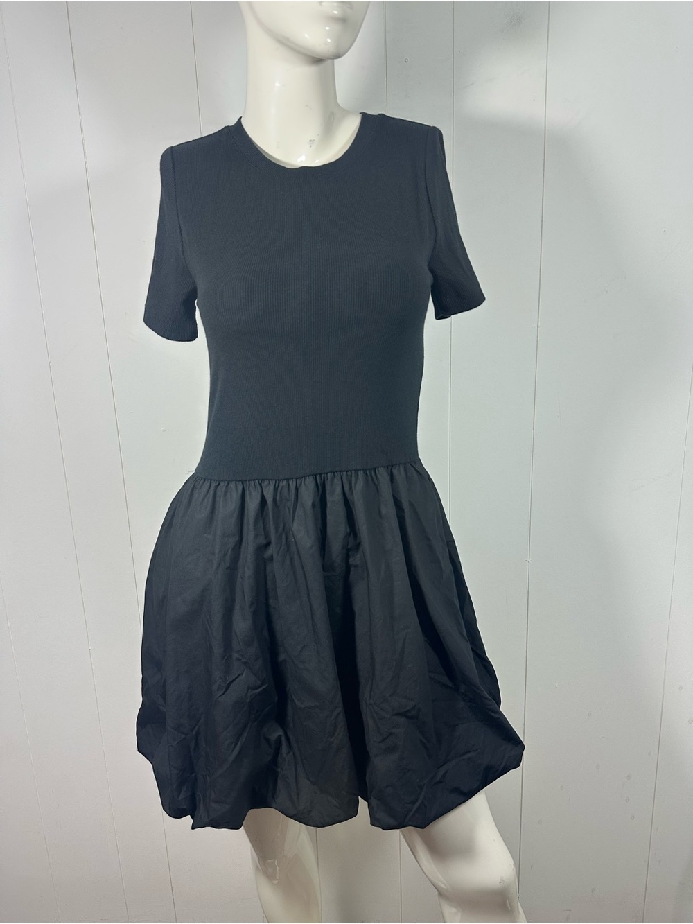 NWT Gap Womens Size Medium M Bubble Button Mini Dress Short Sleeve